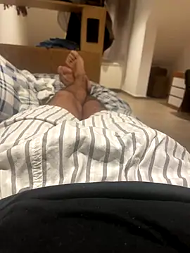 Snapshot of simosimisim chatting on September 2025 08:23:02 PM simosimisim online show from September 2025 08:23:02 PM