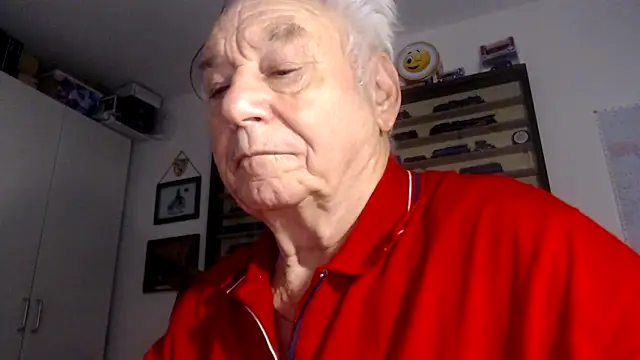 utilisasinus online show from November 2025 10:56:02 PM