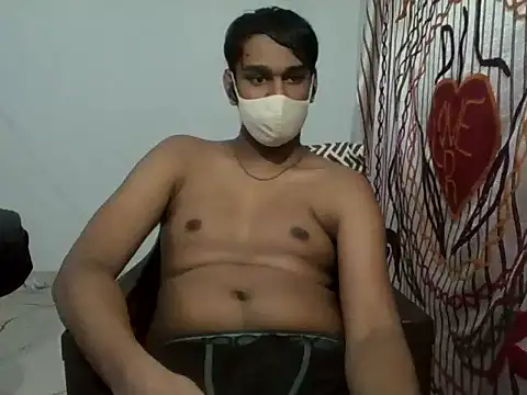 Snapshot of brownguy1234 chatting on January 2025 03:07:01 PM brownguy1234 online show from January 2025 03:07:01 PM