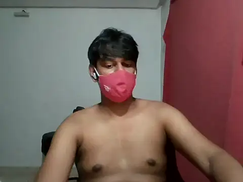 Snapshot of brownguy1234 chatting on January 2025 06:32:02 PM brownguy1234 online show from January 2025 06:32:02 PM