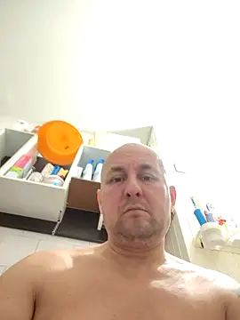 intx800 online show from April 2026 07:58:01 PM