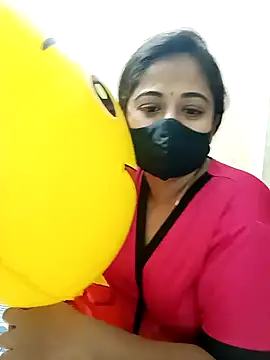 Snapshot of DIZZLING_DIVA chatting on December 2024 10:47:01 PM DIZZLING DIVA online show from December 2024 10:47:01 PM