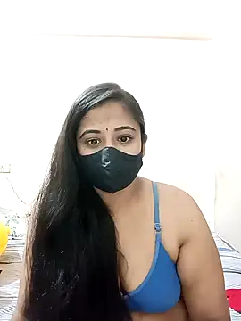 Snapshot of DIZZLING_DIVA chatting on December 2024 10:55:02 PM DIZZLING DIVA online show from December 2024 10:55:02 PM