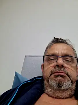 Snapshot of axecoman60 chatting on January 2025 07:04:01 PM axecoman60 online show from January 2025 07:04:01 PM