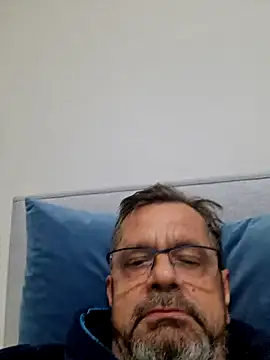 Snapshot of axecoman60 chatting on January 2025 07:40:01 PM axecoman60 online show from January 2025 07:40:01 PM