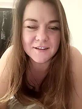 Snapshot of LunikaLunaX chatting on January 2026 09:53:02 PM LunikaLunaX online show from January 2026 09:53:02 PM