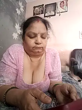 Snapshot of Kavya_kapoor chatting on May 2026 08:54:02 AM Kavya kapoor online show from May 2026 08:54:02 AM