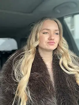 Devill Angel  online show from February 2026 09:15:01 AM