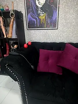 Snapshot of CamiilaMarti chatting on June 2026 10:30:01 PM CamiilaMarti online show from June 2026 10:30:01 PM