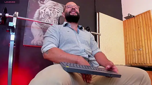 Luke  09 online show from November 2025 11:13:02 AM