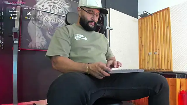 Luke  09 online show from April 2026 12:19:01 AM