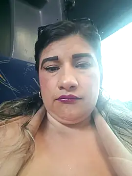 Hannahcandyy online show from April 2026 01:03:02 PM