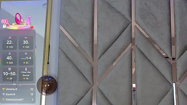 Lola King online show from October 2025 01:08:02 AM