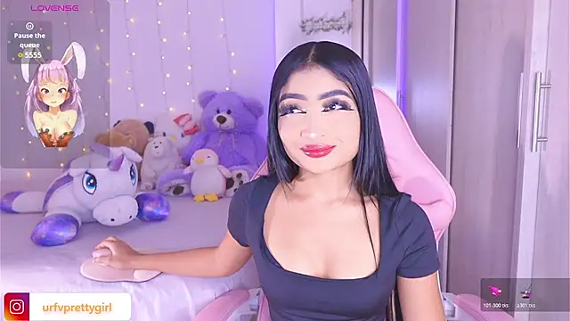 urfavprettygirl online show from June 2026 06:34:01 AM