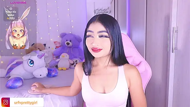 urfavprettygirl online show from June 2026 06:40:02 AM