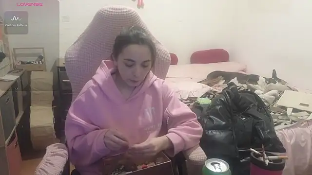 Snapshot of kattleya1407 chatting on February 2026 12:44:01 AM kattleya1407 online show from February 2026 12:44:01 AM