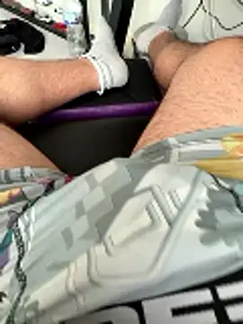 tiou72 online show from January 2026 01:39:01 PM