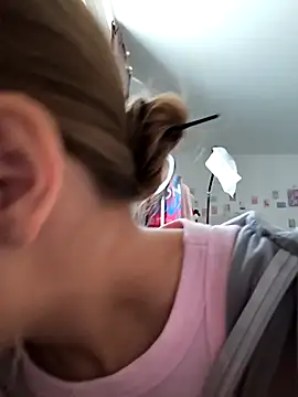 AliceBrayan online show from September 2025 05:09:02 AM