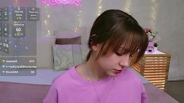 AliceBrayan online show from April 2026 09:39:33 PM