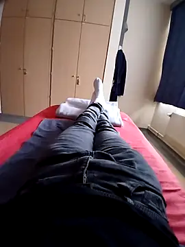 Snapshot of pascalino100 chatting on February 2026 09:10:02 AM pascalino100 online show from February 2026 09:10:02 AM