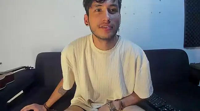 Snapshot of Henrikk_senn chatting on December 2024 09:55:02 AM Henrikk senn online show from December 2024 09:55:02 AM