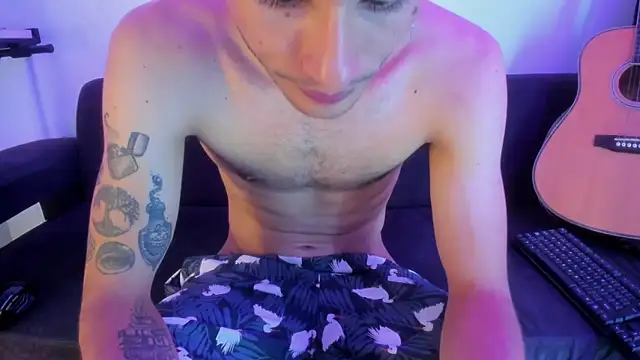 Henrikk senn online show from January 2026 09:39:02 PM