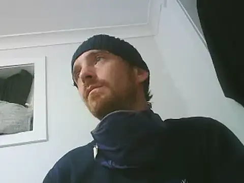 Snapshot of PocoLoco420 chatting on November 2025 01:17:02 AM PocoLoco420 online show from November 2025 01:17:02 AM