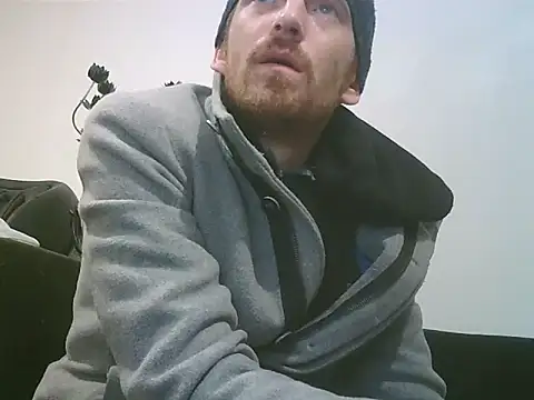 Snapshot of PocoLoco420 chatting on November 2025 01:49:02 AM PocoLoco420 online show from November 2025 01:49:02 AM