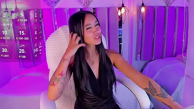 sophie ws online show from December 2024 11:57:02 PM