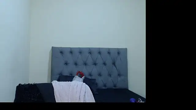 bellatrix25 online show from March 2026 03:38:01 PM