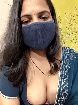 Snapshot of Nehubhabhi26 chatting on October 2025 04:20:01 AM Nehubhabhi26 online show from October 2025 04:20:01 AM