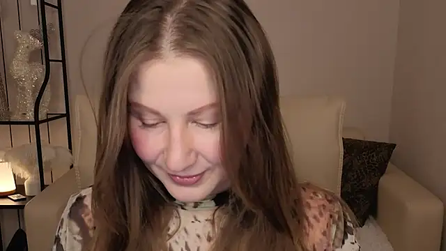 Snapshot of Helens_love chatting on January 2026 02:27:01 AM Helens love online show from January 2026 02:27:01 AM