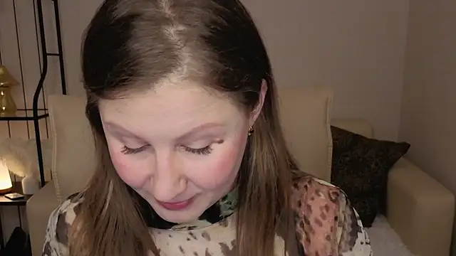 Snapshot of Helens_love chatting on February 2026 01:26:02 AM Helens love online show from February 2026 01:26:02 AM