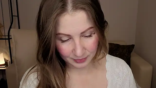 Snapshot of Helens_love chatting on February 2026 01:42:02 AM Helens love online show from February 2026 01:42:02 AM