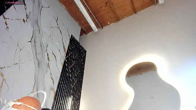 ebony hot1 online show from March 2026 03:06:02 AM