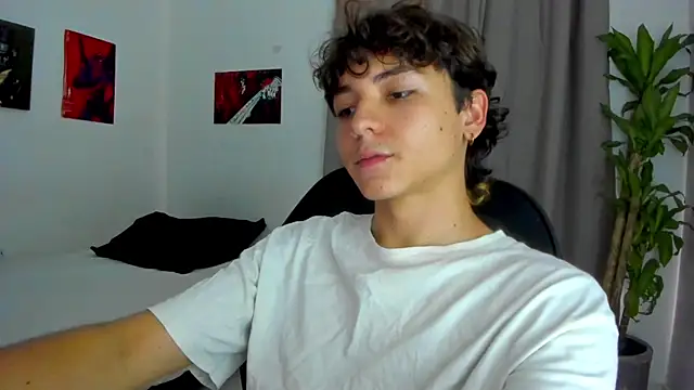 Joe23   online show from January 2026 08:32:01 PM