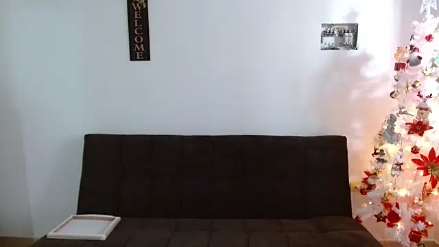 helenca43 online show from December 2025 03:08:02 PM