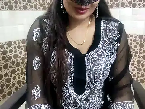 Aarvi Arora online show from December 2024 05:17:02 PM