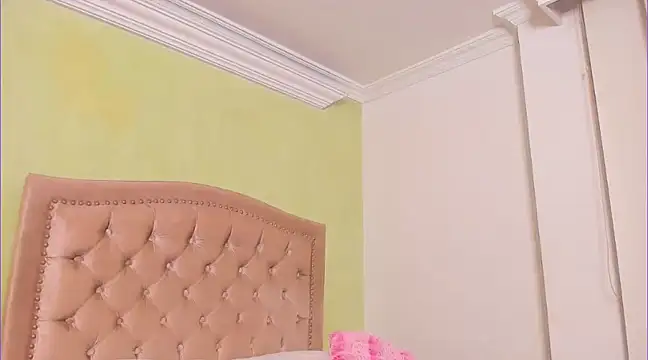 Luciluu20 online show from February 2025 12:29:02 AM