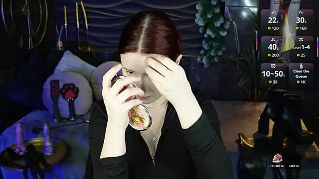 Lily Moonlight online show from January 2026 07:13:01 AM