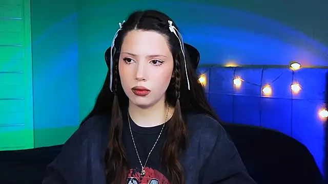 Stacy Gonzales  online show from February 2025 09:27:01 AM