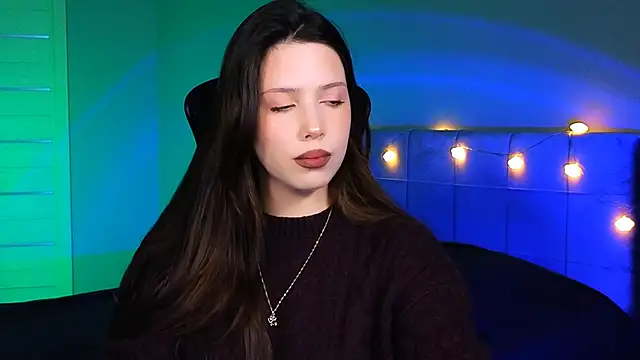 Stacy Gonzales  online show from February 2025 09:50:02 AM