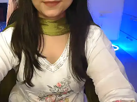 WildRuhi20 online show from August 2026 04:11:02 AM
