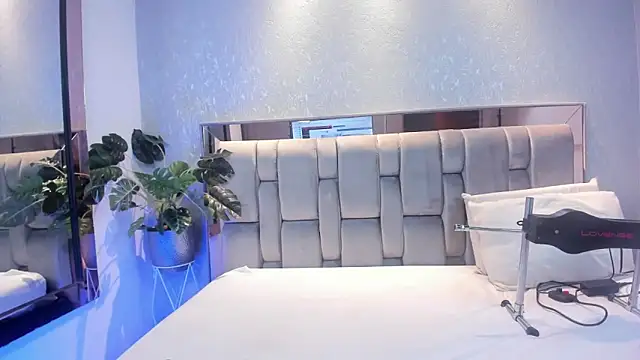 RoseTaylor   online show from November 2025 05:08:02 AM