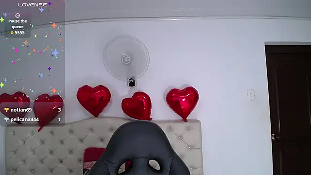 cristal horny19 online show from September 2025 08:58:01 AM