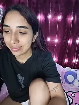 Snapshot of ifeelverywet_andhot chatting on June 2026 03:03:02 PM ifeelverywet andhot online show from June 2026 03:03:02 PM