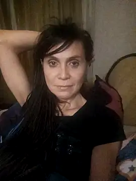 Francenia lolis online show from February 2026 07:43:01 PM