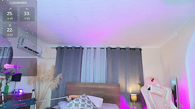 valery yepes online show from September 2025 11:34:02 AM