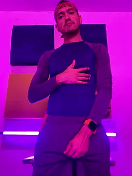 thesummerboy online show from December 2024 07:14:01 AM