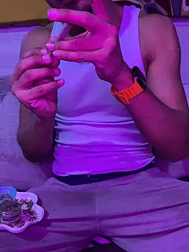 thesummerboy online show from December 2024 10:21:02 PM